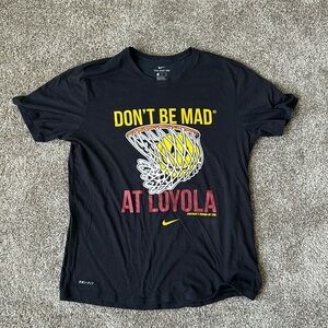 Loyola Ramblers Basketball T-Shirt